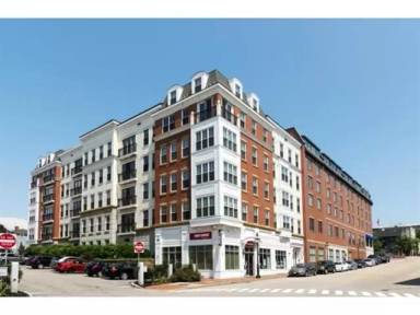 Main picture of 77 Hanover St