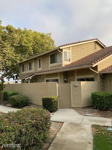 Main picture of 6724 Jarvis Ave