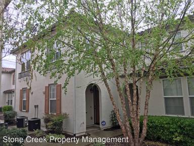 Main picture of 8314 Crystal Walk Cir