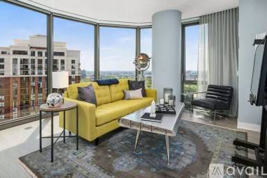 Main picture of 1020 S Wabash Ave