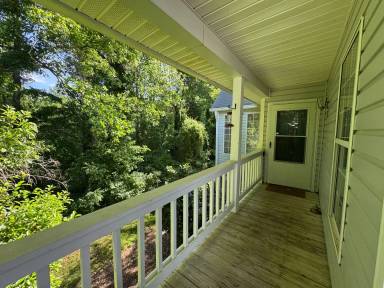 Main picture of 630 Balfour Rd