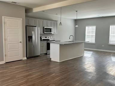 Main picture of 137 Anna Ln