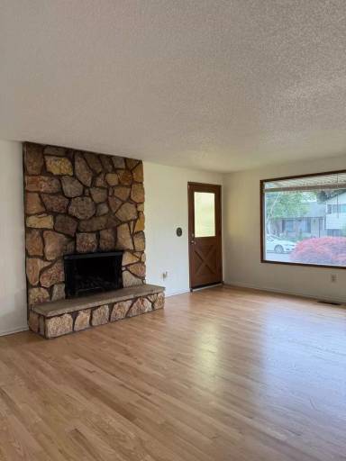 Main picture of 6515 SE Aspen St