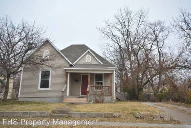 Main picture of 727 W Brower St