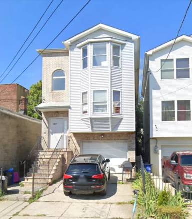 Main picture of 307 Fairmount Ave