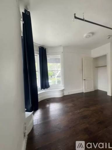 Main picture of 404 N 5th St
