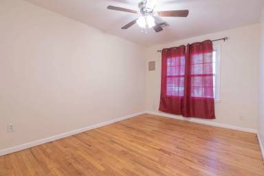 Main picture of 1317 Laverne Ave