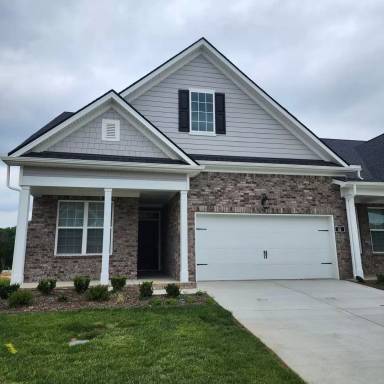 Main picture of 15 Cinnamon Ct