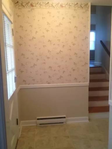 Main picture of 1522 Laurel Rd