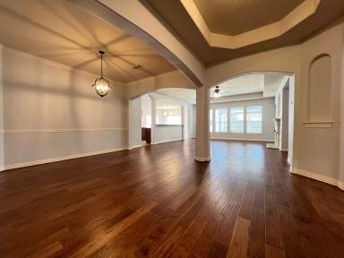 Main picture of 3518 Ellies Ln