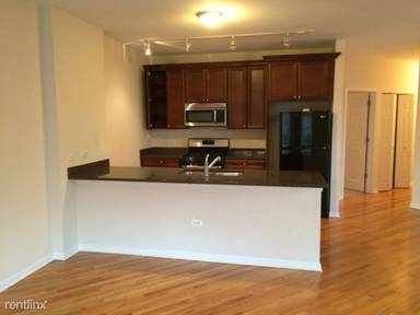 Main picture of University Village Condo Association