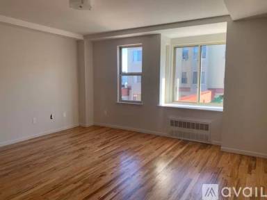 Main picture of 175 Clermont Ave