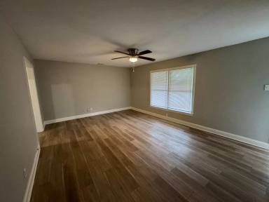 Main picture of 1309 Sunset St