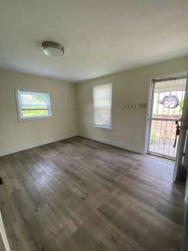 Main picture of 520 Saint Agnes Ln
