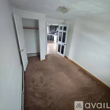 Main picture of 410 Moosic Rd