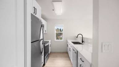 Main picture of 1018 NE 112th St