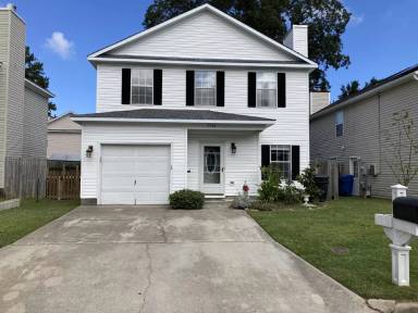 Main picture of 5340 Pandoria Ave