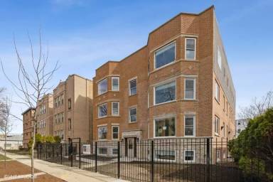 Main picture of 6325 N Richmond St
