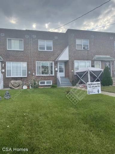Main picture of 1581 Greenwood Ave
