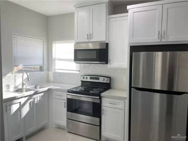 Main picture of 205 W Saint Helena Ave