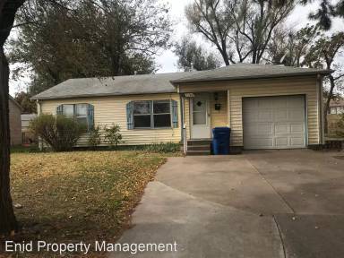 Main picture of 1742 N Meadowbrook Dr