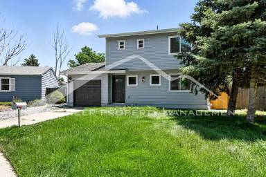 Main picture of 10724 Moore Cir