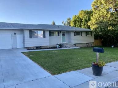 Main picture of 2474 S Fairway Dr