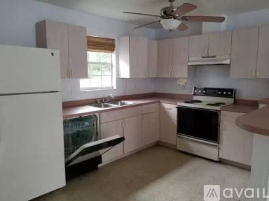 Main picture of 27713 Tennessee St