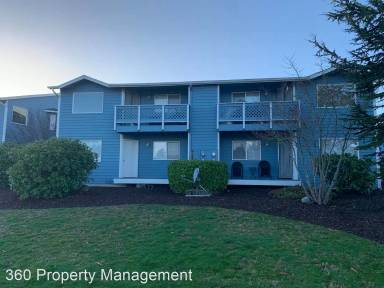Main picture of 651 NE Ellis Way