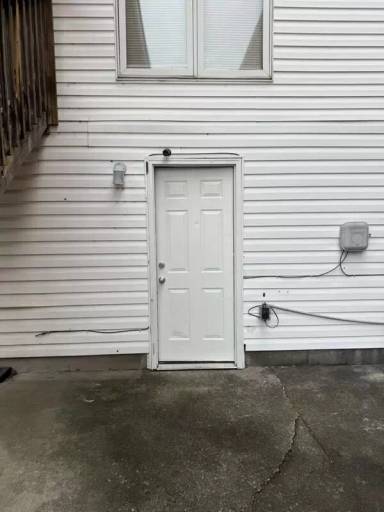 Main picture of 1612 W Market St
