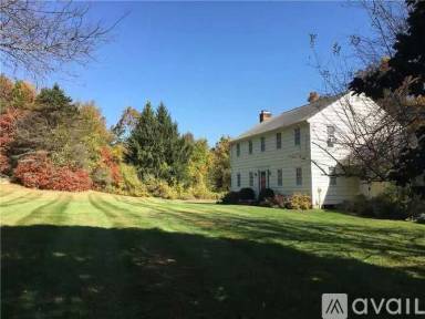 Main picture of 736 Redding Rd