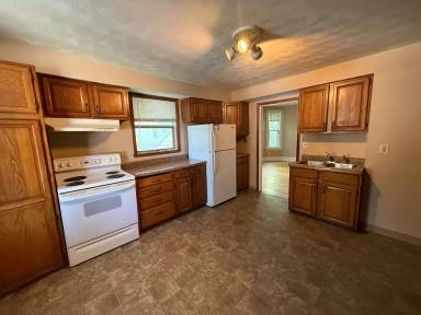 Main picture of 719 Edmund Ave