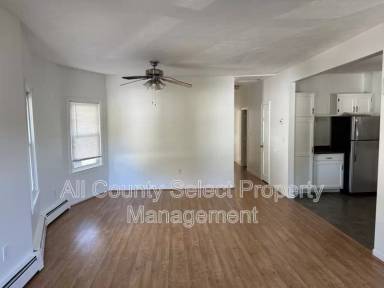 Main picture of 202 Wilson St