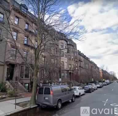 Main picture of 113 Beacon St