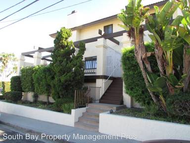 Main picture of 2101 Vanderbilt Ln