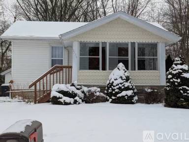 Main picture of 2176 Cooledge Ave