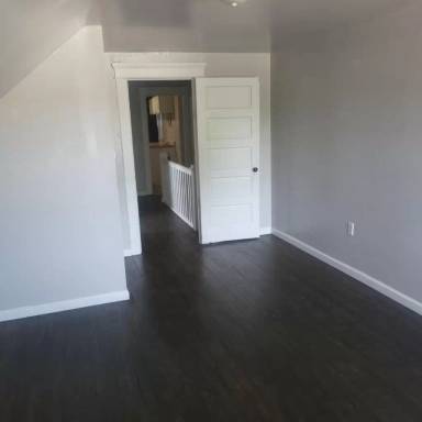 Main picture of 220 S Walnut Pl