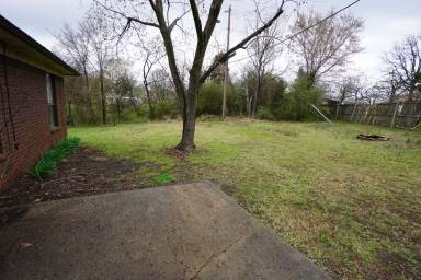 Main picture of 115 Vista Hills Blvd