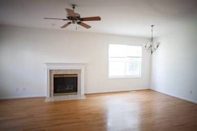 Main picture of 201 Christine Ct