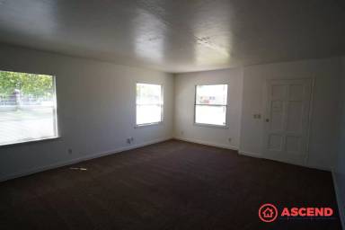 Main picture of 1241 Castaic Ave