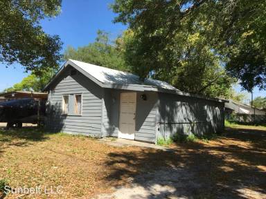 Main picture of 908 E Bougainvillea Ave