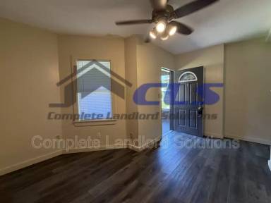 Main picture of 1362 Chestnut St