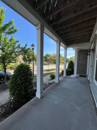 Main picture of 306 Fountain Way