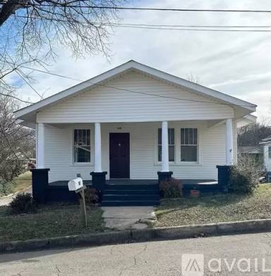 Main picture of 628 E Irvine Ave