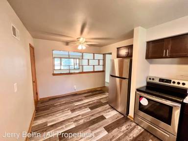 Main picture of 3200 W Morgan Ave
