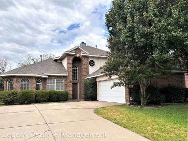 Main picture of 1415 Landsford Dr