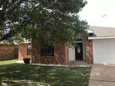 Main picture of 2136 Country Meadows Dr