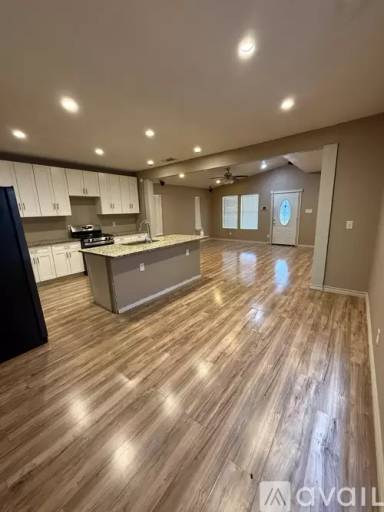 Main picture of 1203 Crystal
