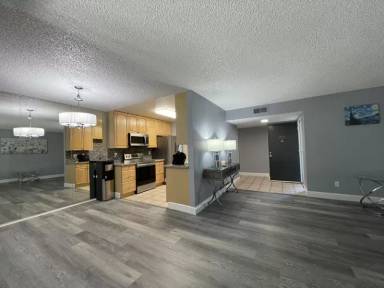 Main picture of Sunpointe Condominiums