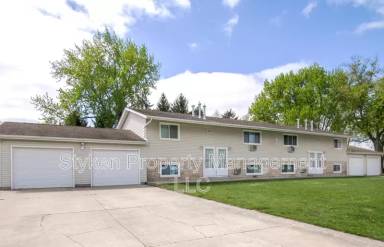 Main picture of 4966 W Doris Dr